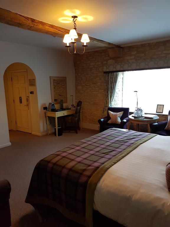Hotel Macdonald Bear Woodstock